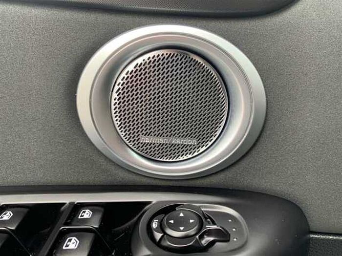 Alfa Romeo Tonale 1.5T Hybrid Veloce LED PDC Kamera Navi Leder ACC