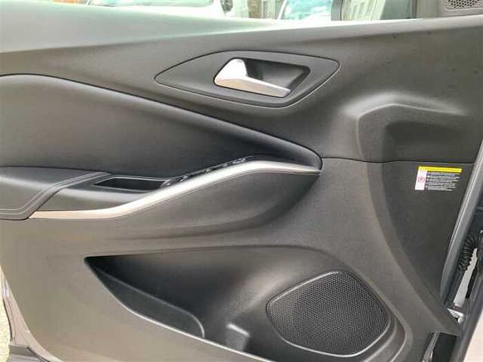 Opel Grandland X 1.6T AT Hybrid Ultimate AHK LED PDC ACC Kamera Navi Leder