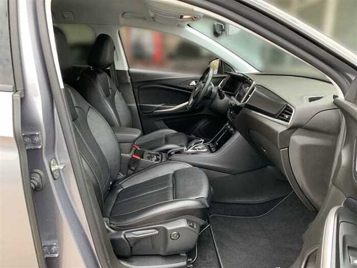 Opel Grandland X 1.6T AT Hybrid Ultimate AHK LED PDC ACC Kamera Navi Leder