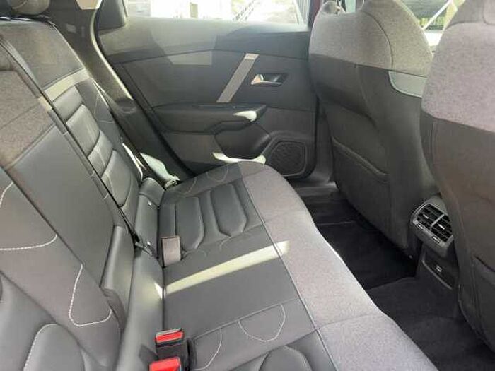 Citroen C4 1.2 PureTech Max Automatik, PDC vo+hi, Sitz-+Lenkradh. , Isofix,