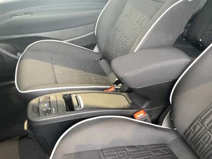 Fiat 500 Elektro 42 kWh 3-Phasen-Onboard-Charger *Parkpilot*Rückfahrkamera*Sitzheizun