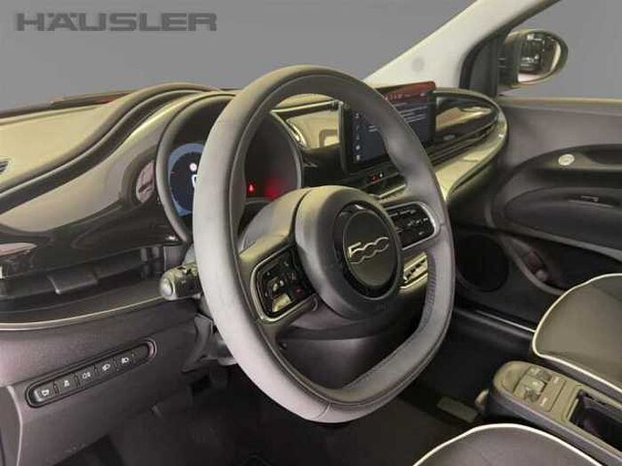 Fiat 500e Neuer 500 Rückfahrkamera Sitzheizung KeyLess PDC