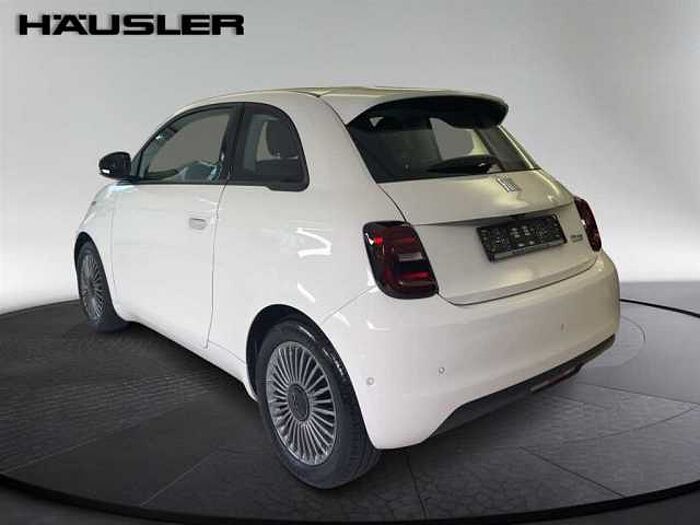 Fiat 500e Neuer 500 3+1 Rückfahrkamera PDC Sitzheizung