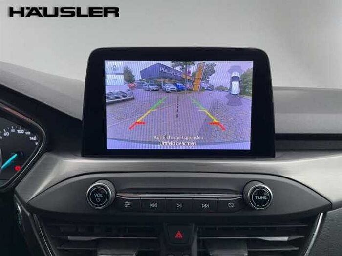 Ford FOCUS 1.0 Turnier Titanium*Kamera*LED*PDC*Navi*Keyless*
