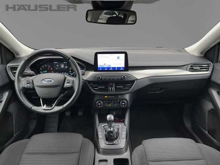 Ford FOCUS 1.0 Turnier Titanium*Kamera*LED*PDC*Navi*Keyless*