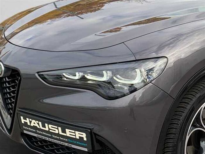 Alfa Romeo Stelvio 2.0 T Q4 Veloce LED PDC Kamera ACC Leder Navi Sitzheizung