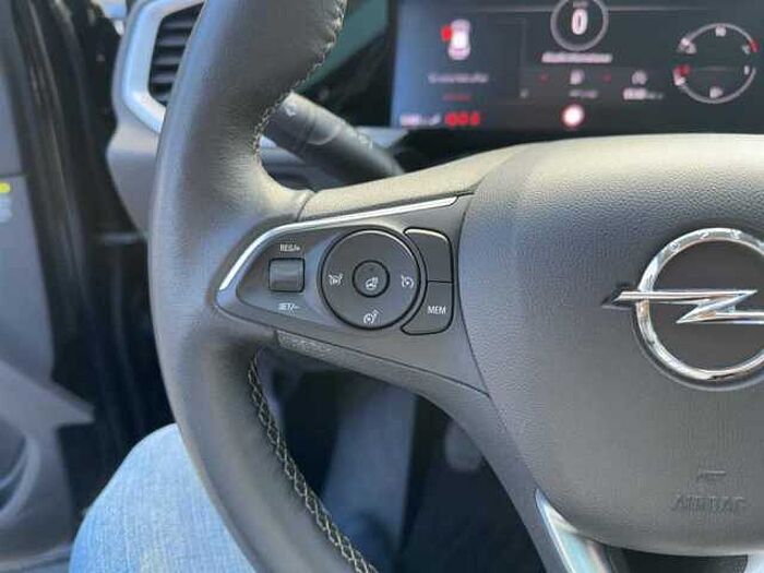 Opel Grandland X Ultimate*130Ps*NAV*Alcantara*Kamera*LED*PDC*Carplay*uvm.