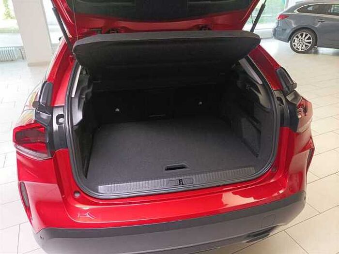 Citroen ë-C4 136 'Shine' CarPlay Navi 360 Grad Kamera LED