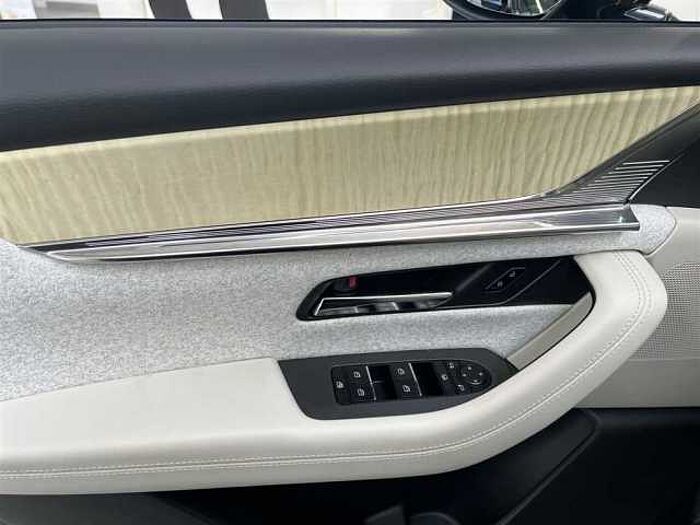 Mazda CX-60 Takumi D-254 AWD mit Schiebedach, Nappaleder & Bose