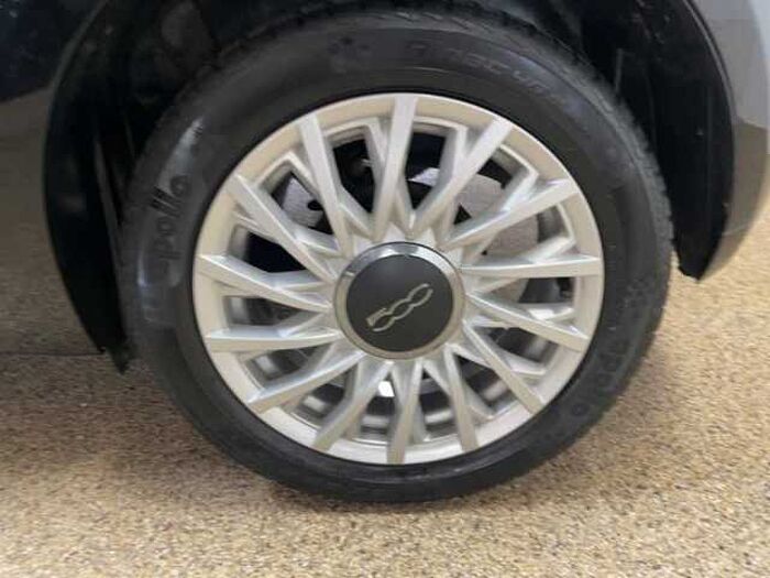 Fiat 500C Dolcevita*Klimaaut. *Navi*Parkhilfe*AppleCarPlay*