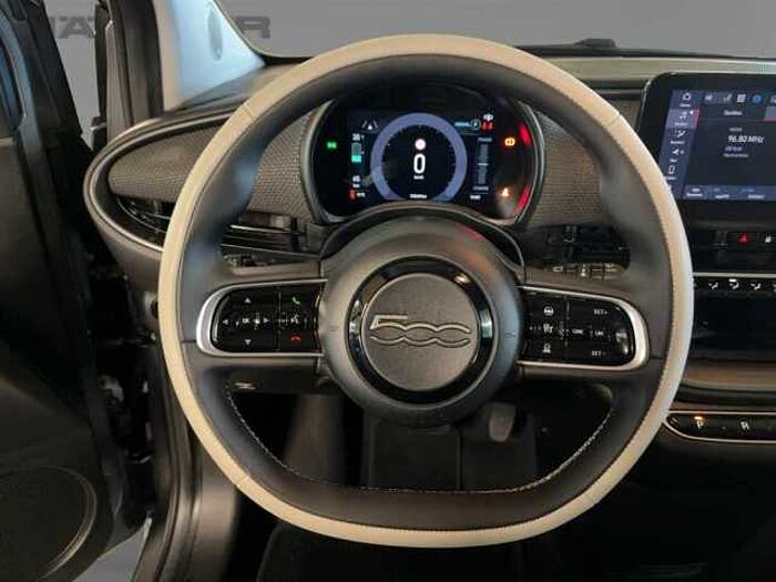 Fiat 500e la Prima Leder Navi Panoramadach Kamera LED