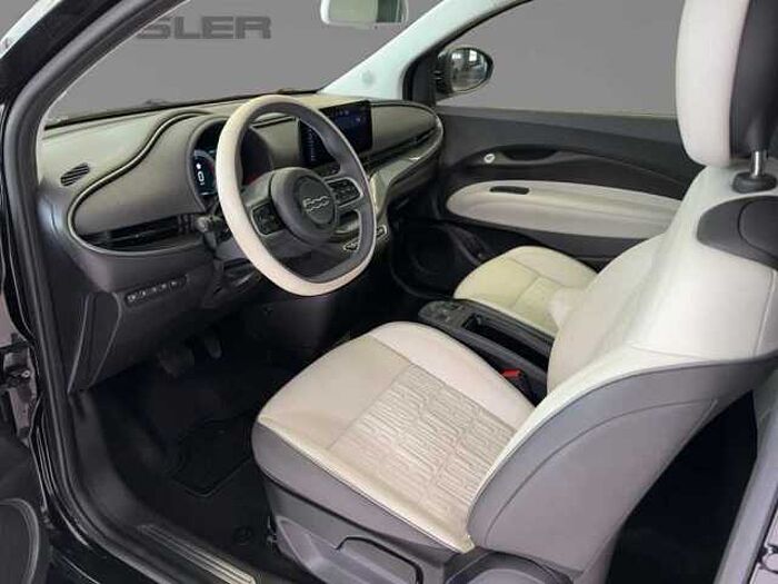 Fiat 500e la prima Leder Navi Panoramadach LED Kamera