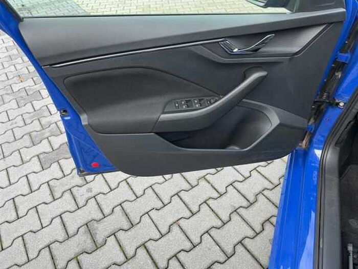 SKODA Kamiq Active*95Ps*Tempomat*El. Fensterh. *Carplay*Freispr. uvm.