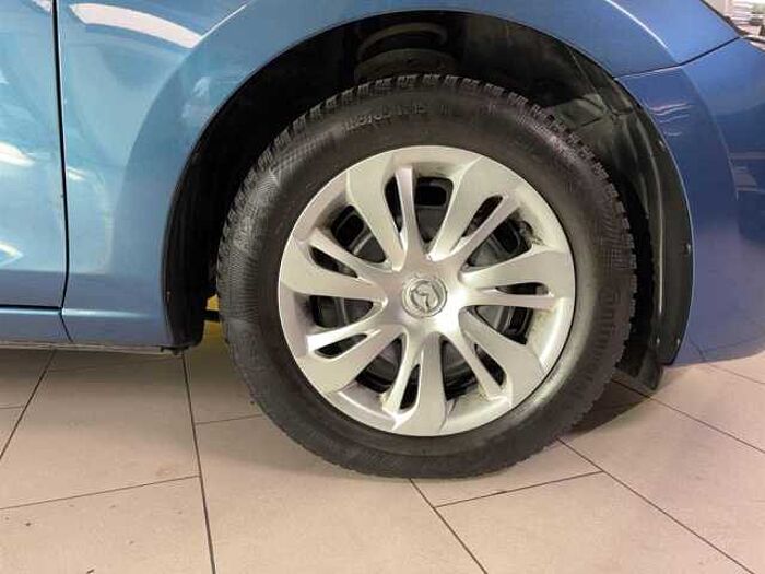 Mazda 2 Advantage 90PS Klimaanlage Tempomat Navigation