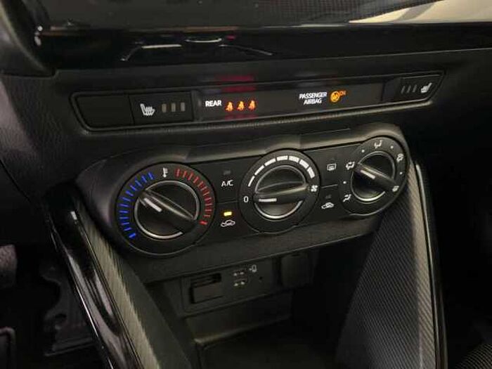 Mazda 2 Advantage 90PS Klimaanlage Tempomat Navigation