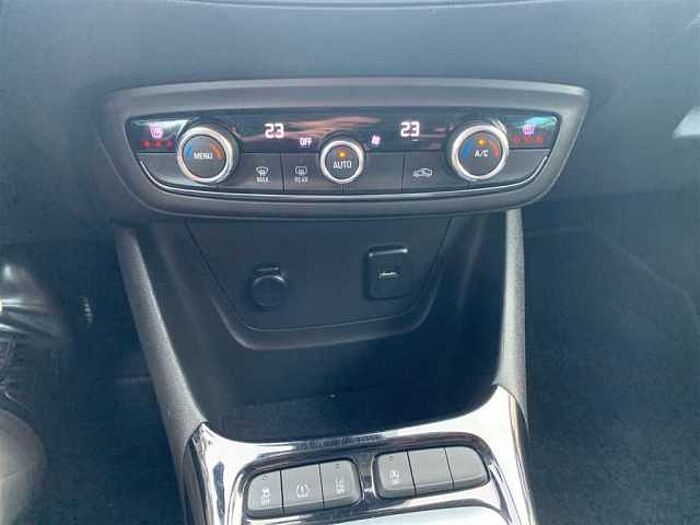 Opel Crossland X 1.2 T Automatik Elegance PDC Sitz+Lenkradheizung CarPlay