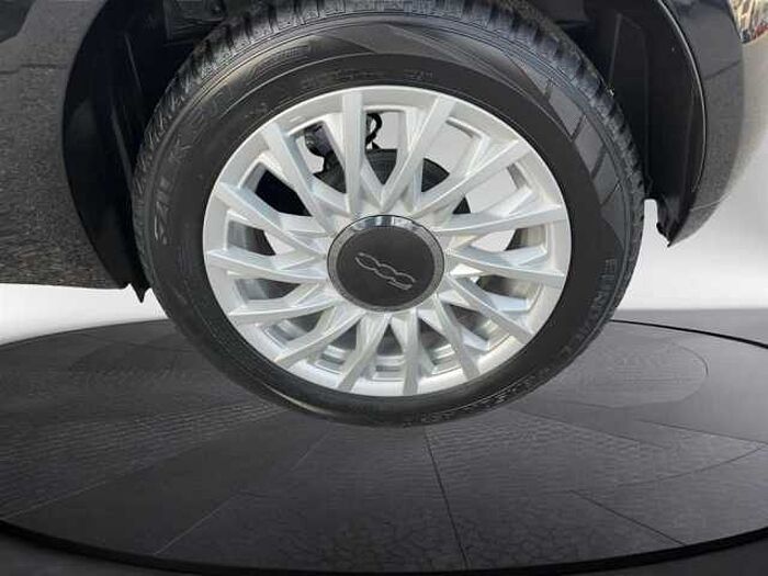 Fiat 500C DolceVita mit PDC*Klima*DAB-Radio