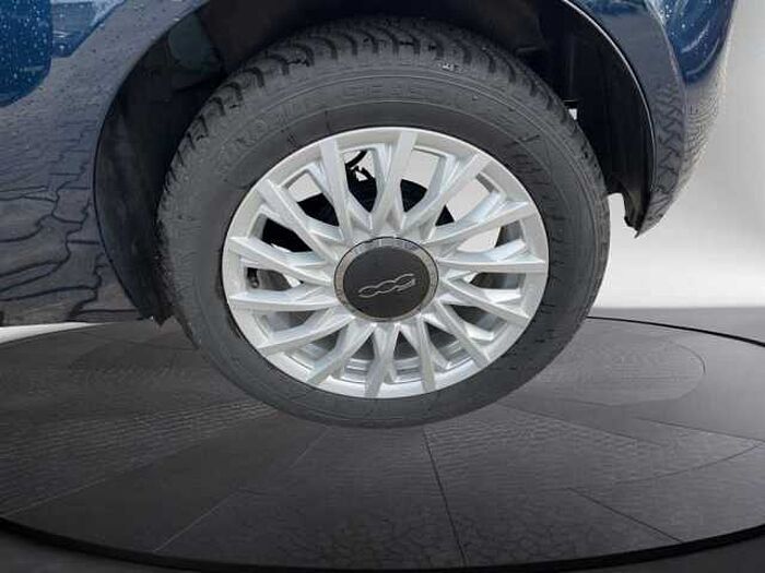 Fiat 500 DolceVita mit Tempomat*Klima*PDC