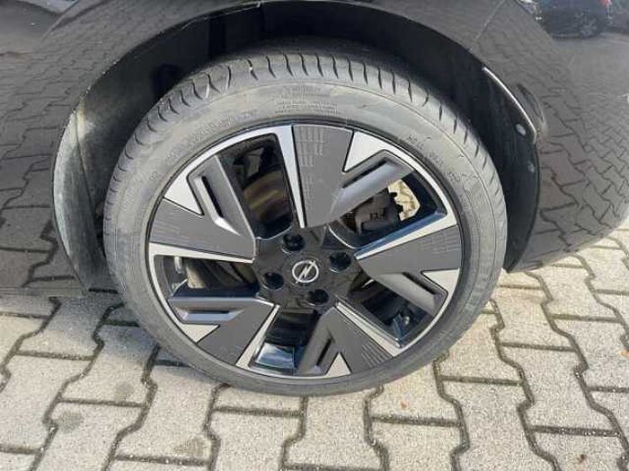 Opel Corsa Ultimate Paket mit LED*Navi*Rückfahrkamera