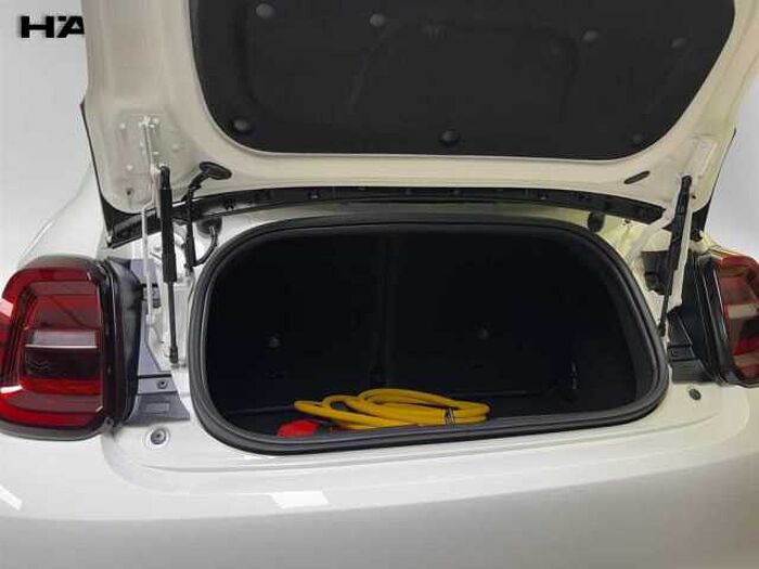 Fiat 500e Neuer 500 Cabrio Icon Navi Sitzheizung PDC hinten