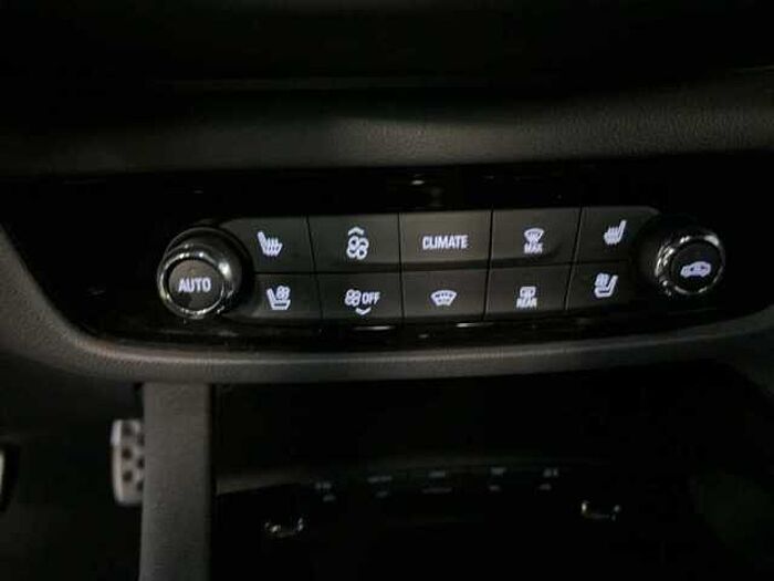 Opel Insignia ST Ultimate 2.0 Automatik AHK Leder Kamera LED