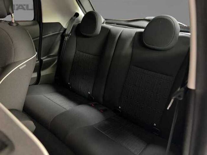 Fiat 500e Neuer 500 3+1 Kamera Sitzheizung DAB Navi PDC