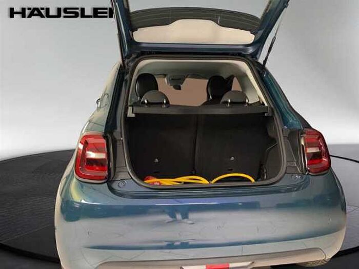 Fiat 500e Neuer 500 Rückfahrkamera Sitzheizung PDC 5200km