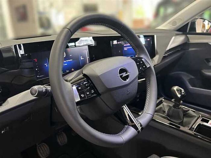 Opel Astra Enjoy, 1.2* Kamera*Klimaauto*Tempomat