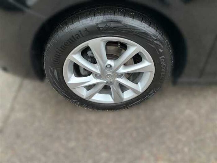 Opel Corsa 1.2 Elegance LED PDC Kamera CarPlay Sitz+Lenkradheizung