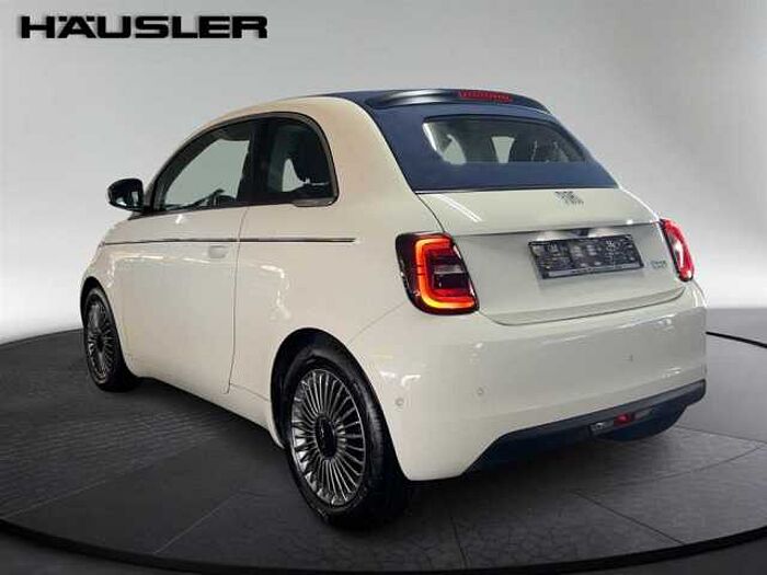 Fiat 500e Cabrio Rückfahrkamera Sitzheizung Einparkhilfe