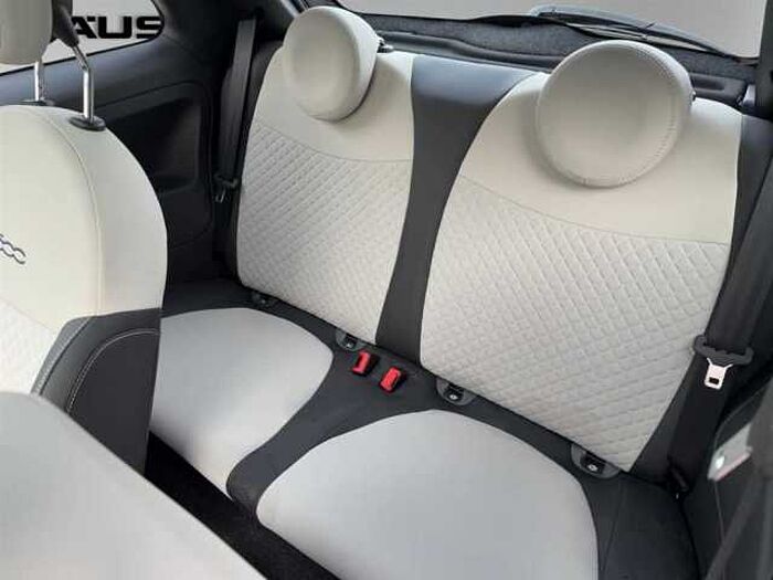 Fiat 500 Dolcevita *Panoramadach* *Klimaautomatik* *CarPlay* *PDC*