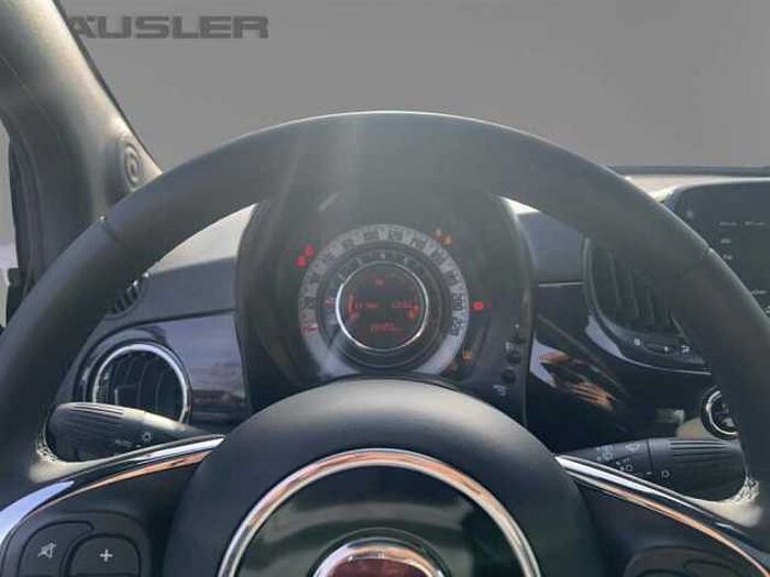 Fiat 500 Dolcevita*Navi*Panorama*PDC*Tempomat*Carplay*uvm.