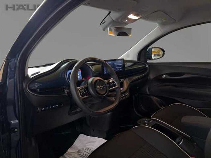 Fiat 500e Neuer 500 Rückfahrkamera Sitzheizung PDC KeyLess