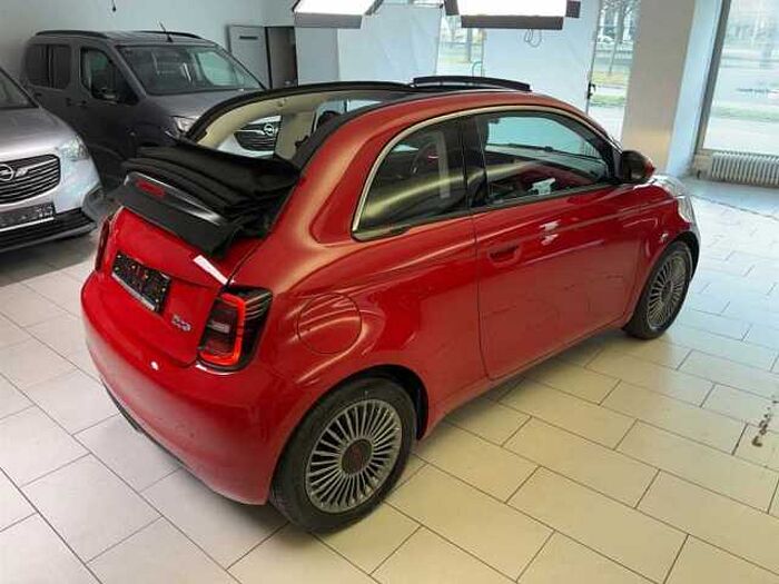 Fiat 500e Cabrio (RED) Kamera Navi Sitzheizung Pdc hinten