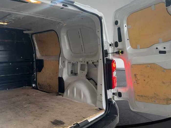 Fiat Scudo 1.5 MultiJet L2H1, Navi, Klima, Kamera, Tempomat, PDC,