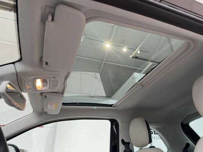 Fiat 500 La Prima*Abstandstempomat*JBL Soundsystem*Glasdach*uwm.