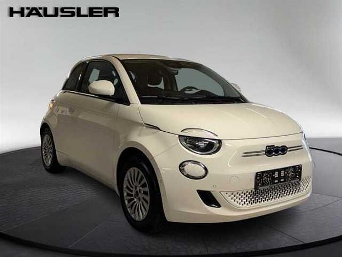 Fiat 500e Neuer 500 Kamera PDC Klimaautomatik Sitzheizung