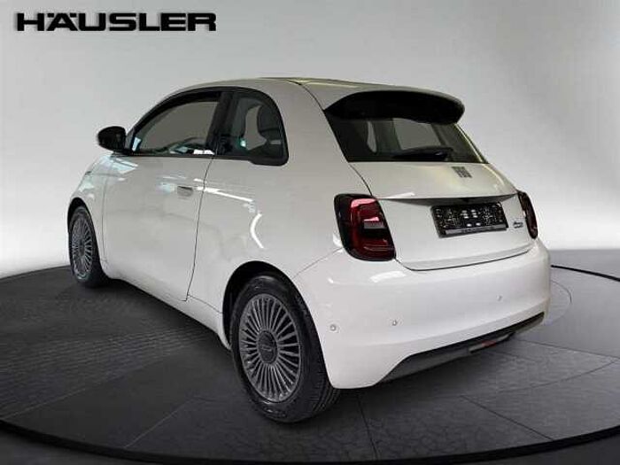 Fiat 500 Neuer 500 Kamera PDC Klimaautomatik Sitzheizung