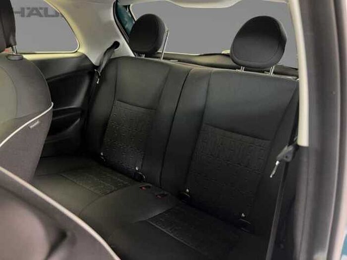 Fiat 500 Neuer 500 Kamera PDC Klimaautomatik Sitzheizung