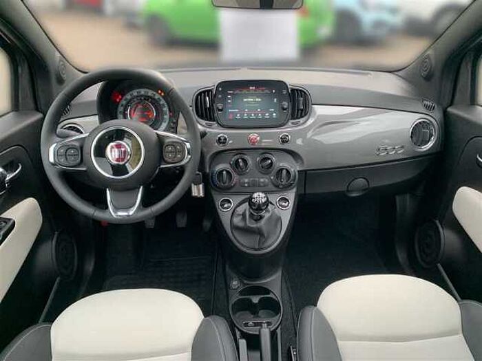 Fiat 500 1.0 Hybrid Dolcevita PDC Glasdach CarPlay Tempomat