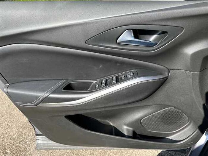 Opel Grandland X Ultimate 1.2 *Navi*Kamera*Alcantara*LED*