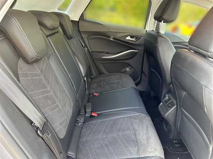 Opel Grandland X Ultimate 1.2 *Navi*Kamera*Alcantara*LED*