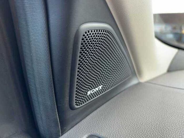 Ford Kuga 1.5 EcoBoost Titanium *AHK*Navi*Xenon*Kamera*