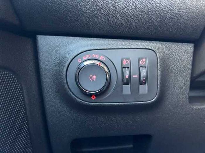 Opel Adam 120 Jahre 1.4 *Parksensoren-vo-hi*Lenkr. &Sitzheizung*