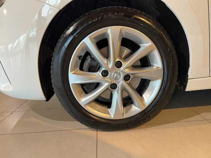 Opel Corsa Elegance 1.2 *Navi*Kamera*Parksensor-hinten*