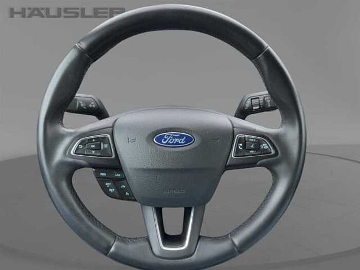 Ford EcoSport 1.0 Titanium *Einparkhilfe*PDC*Klimaaut.*