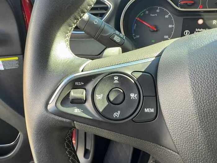 Opel Grandland X X 1.6 Ultimate Plug-In *Navi*Kamera*LED*Sitzventilator*