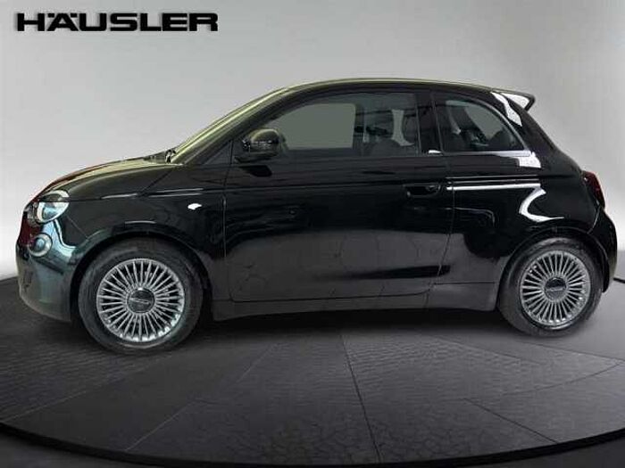 Fiat 500e Icon Sitzheizung Einparkhilfe Navi CarPlay