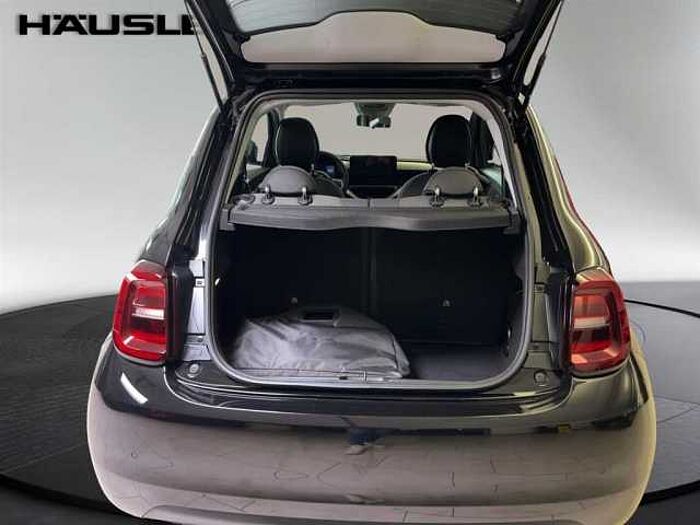 Fiat 500e Icon Sitzheizung Einparkhilfe Navi CarPlay