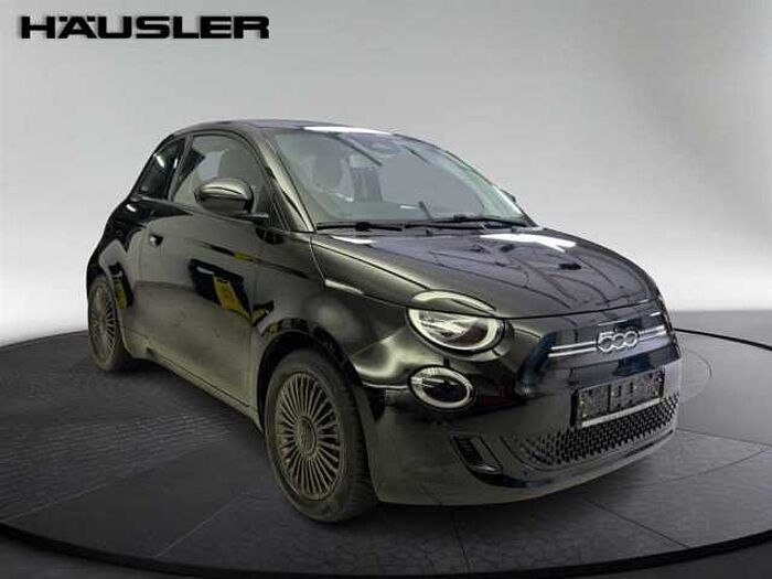 Fiat 500e Icon Sitzheizung Kamera Navigation CarPlay